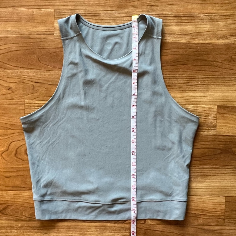 Lululemon In Focus Running Top - Picture 3 of 6